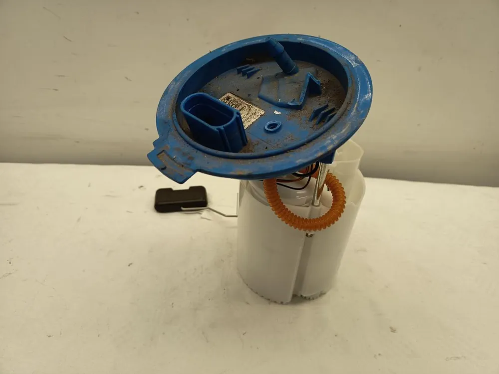 Schnäppchen Kraftstoffversorgung gebraucht SEAT LEON (5F) Baujahr 2014