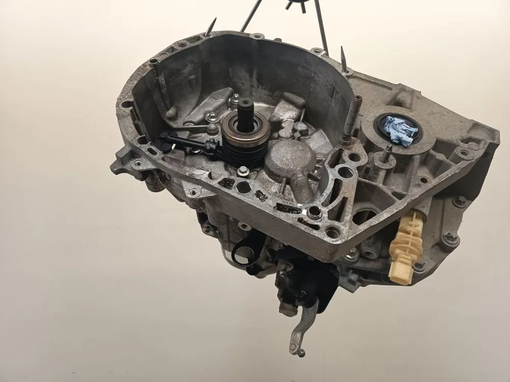 Günstig Getriebe und Differential gebraucht DACIA DUSTER Baujahr 2012