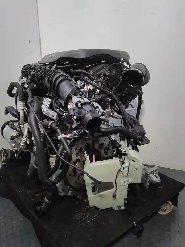 Markenware Motor Benzin gebraucht MINI MINI F55 Baujahr 2016