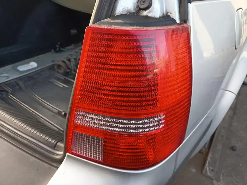 Scheinwerfer, Leuchten gebraucht VW Golf IV 1J Baujahr 2003 Neu Im Sortiment