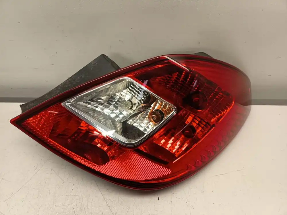 Sonderaktion Scheinwerfer, Leuchten gebraucht OPEL CORSA D AB 10/06 Baujahr 2013