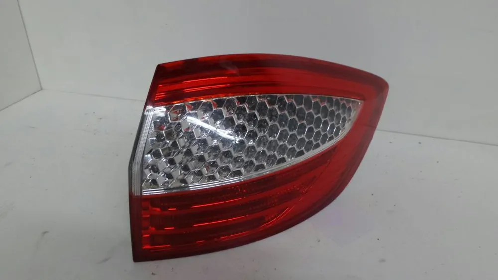 Scheinwerfer, Leuchten gebraucht FORD MONDEO (BA7, 05/07-) Baujahr 2008 Neu Im Sortiment