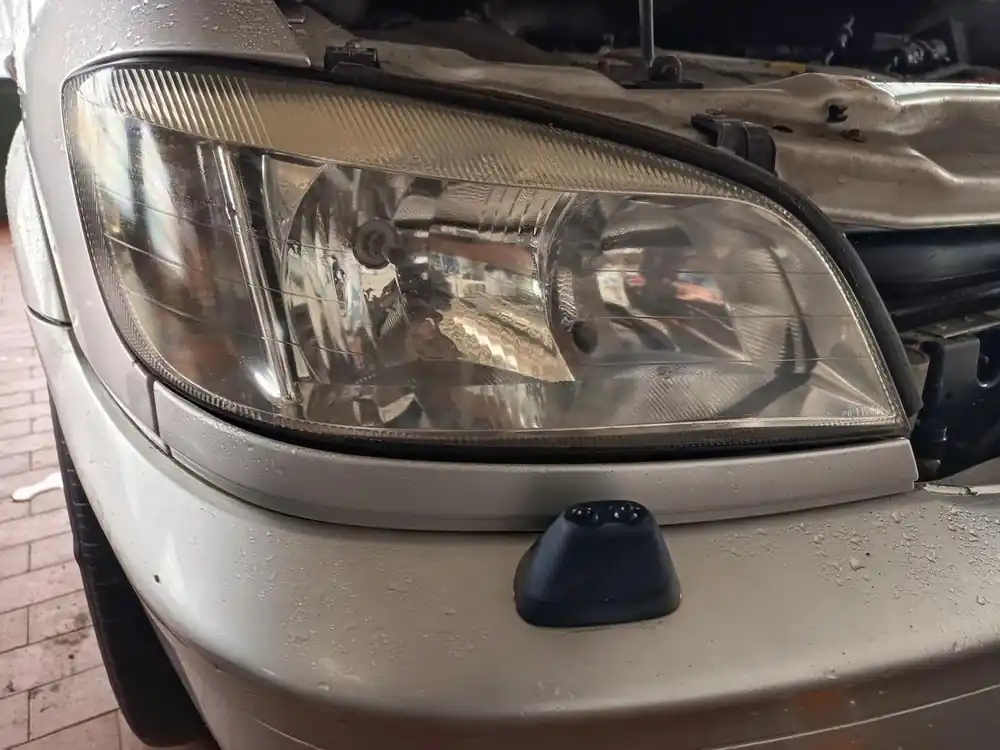 Scheinwerfer, Leuchten gebraucht OPEL ZAFIRA A Baujahr 2005 Beliebt