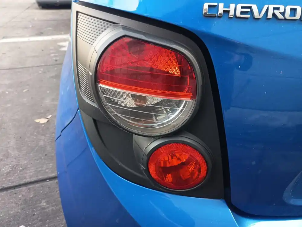Scheinwerfer, Leuchten gebraucht CHEVROLET-DAEWOO AVEO (T300) Baujahr 2012 Must-Have