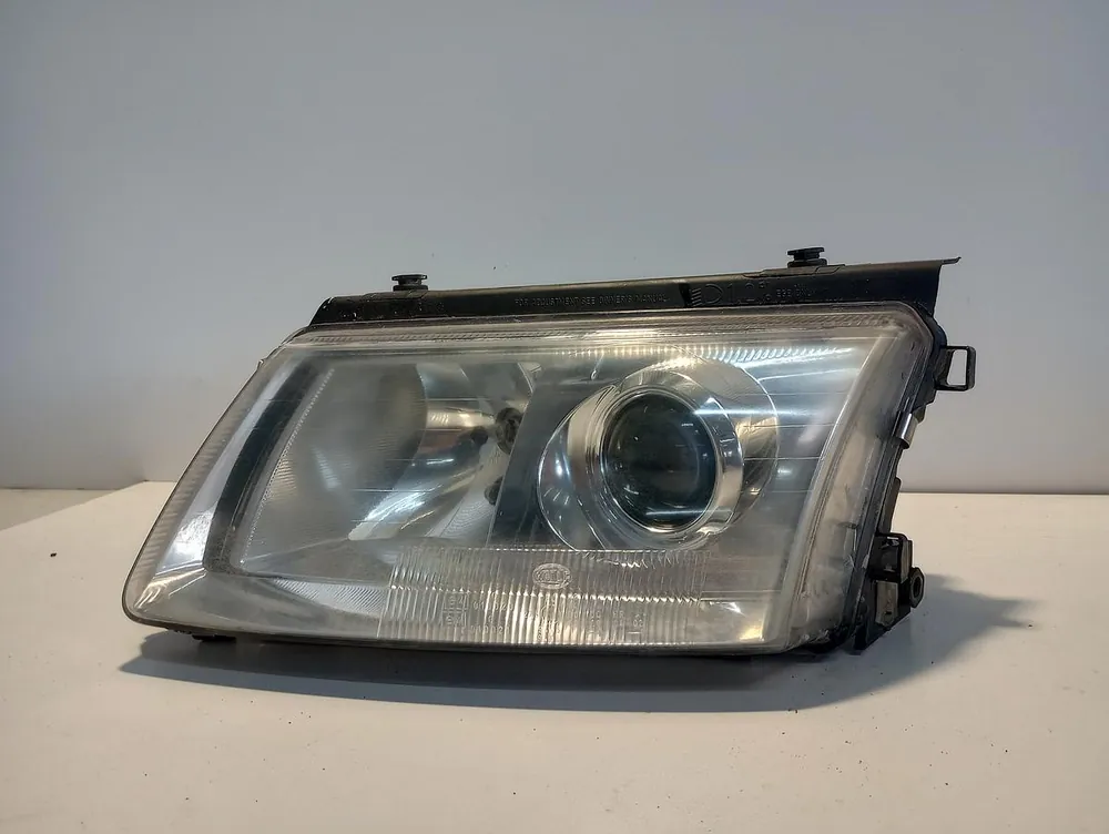 Finale Aktion Scheinwerfer, Leuchten gebraucht VW PASSAT (3B2/3B5) Baujahr 2000