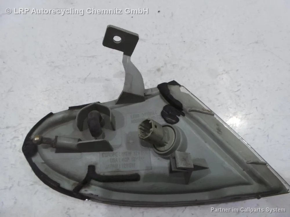 Rabatt Scheinwerfer, Leuchten gebraucht MAZDA 323 SEDAN/COMP/PRACT Baujahr 1998