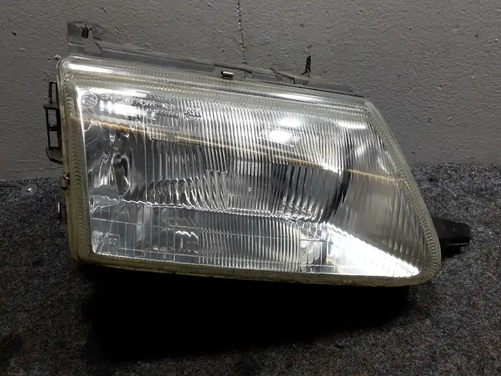 Scheinwerfer, Leuchten gebraucht CITROEN SAXO Baujahr 1999 Aktuell