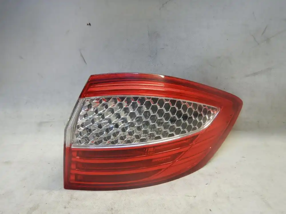 Scheinwerfer, Leuchten gebraucht FORD MONDEO (BA7, 05/07-) Baujahr 2009 Angebot