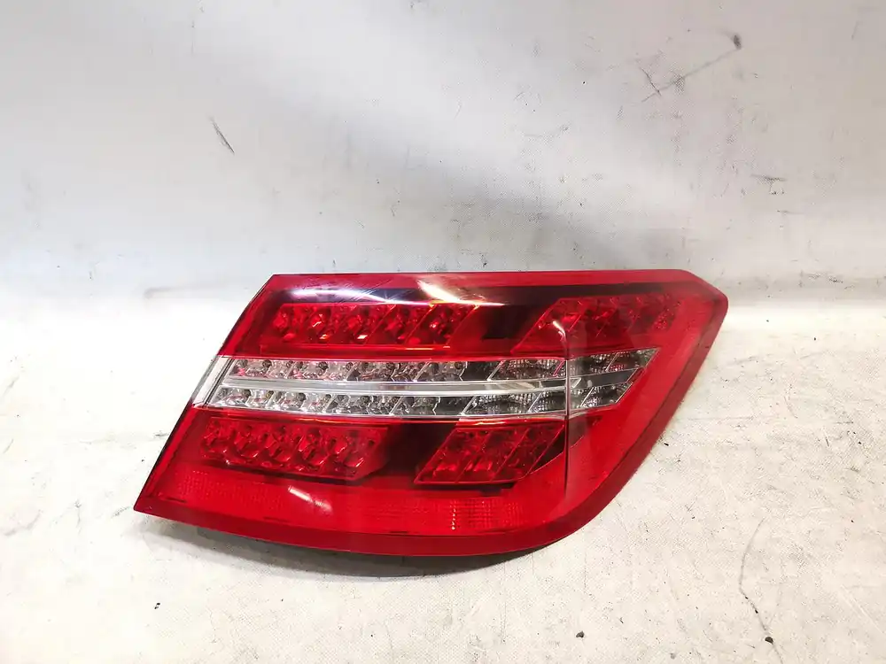 Scheinwerfer, Leuchten gebraucht MERCEDES-BENZ E-KLASSE (C207) Baujahr 2009 Top-Preis