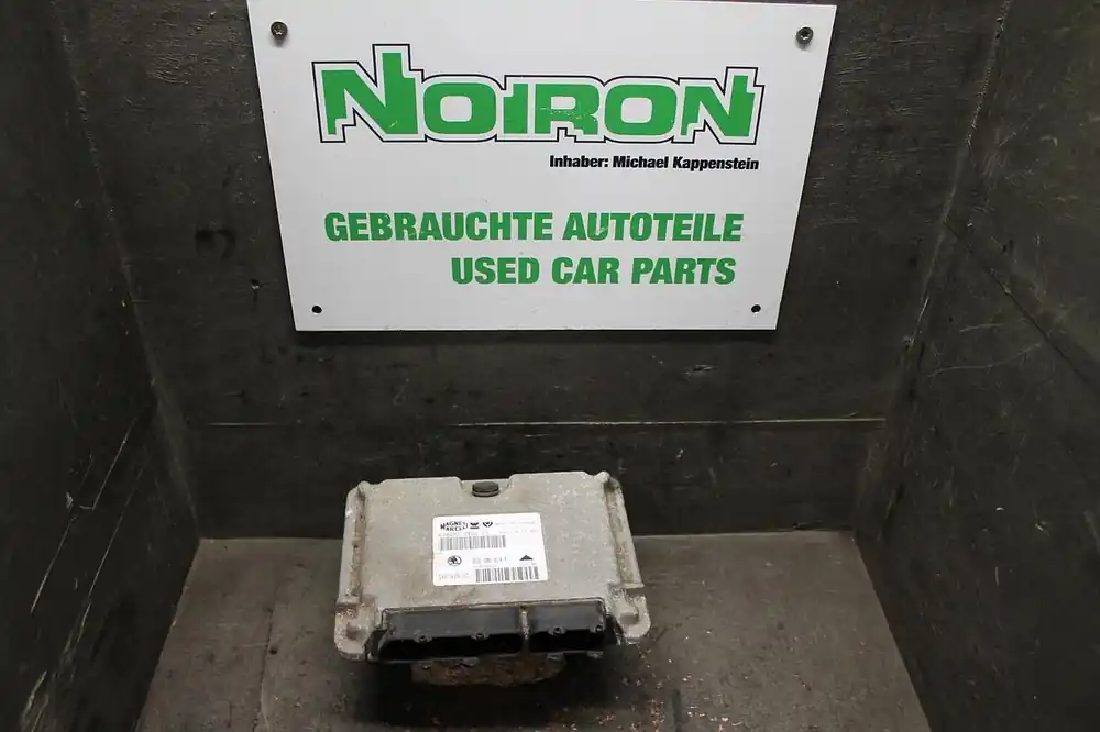 Relais, Steuergeräte gebraucht SKODA OCTAVIA LIM/COMBI Baujahr 1999 Top-Angebot